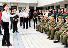 藝術家在延安開展文藝慰問活動