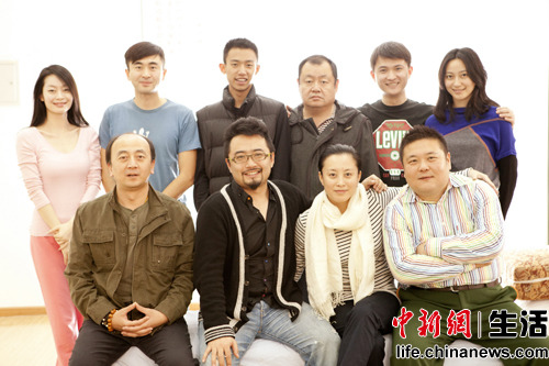 龍馬社《報警者》首次探班萬方、鄒靜之助陣